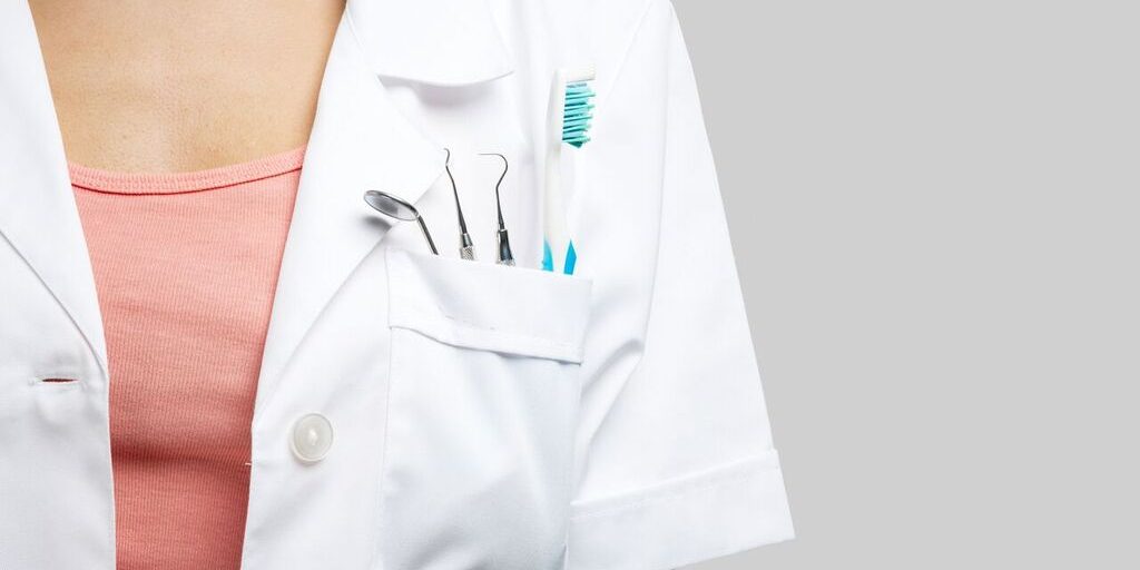 Dentist