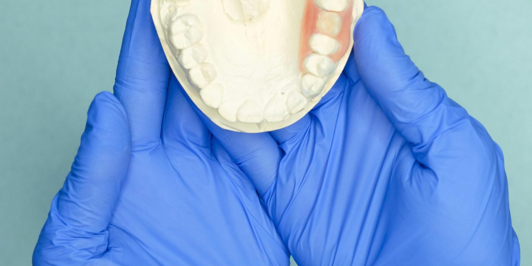 pexels-nadezhda-moryak-7800523